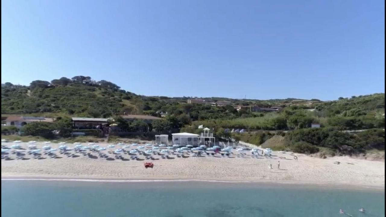 Appartamenti In Villa La Marinedda Isola Rossa Exterior foto